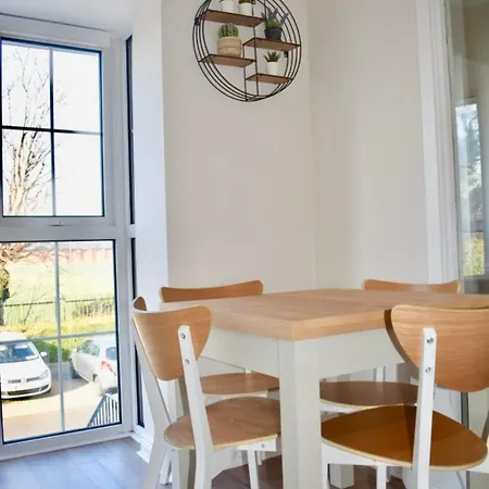 Apartment Modern & Renovated 2 Bedroom Flat In Rathmines *