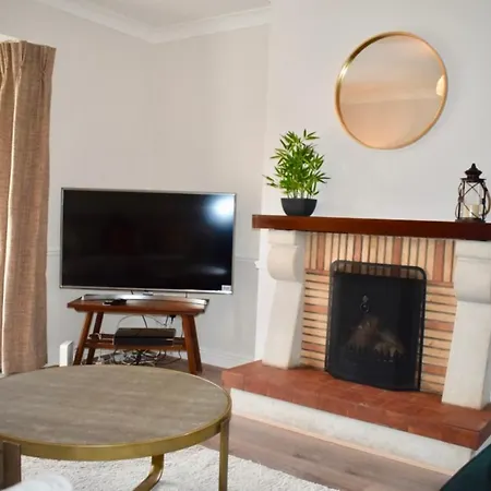 Apartment Modern & Renovated 2 Bedroom Flat In Rathmines Dublin