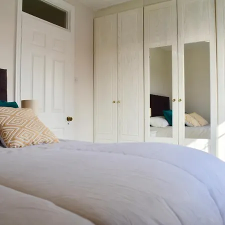 Apartment Modern & Renovated 2 Bedroom Flat In Rathmines